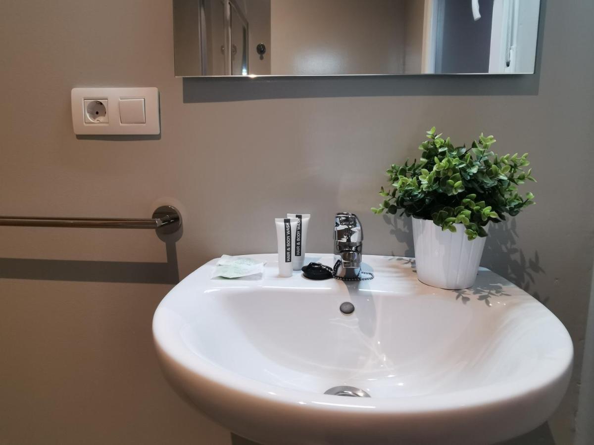 Km101 Hotel Baamonde Ngoại thất bức ảnh